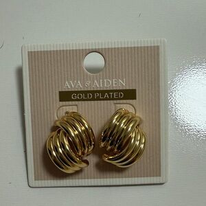 Ava & Aiden Radiant Gold Earrings